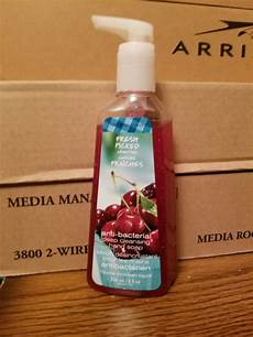 Softsoap Moisturizing Hand Soap